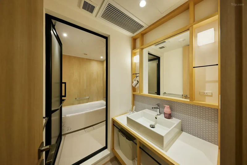 Triple CHANOMA room with kitchen | 3 single beds and 3 sofa beds
