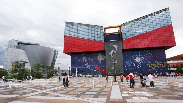 Kaiyukan Aquarium | Osaka