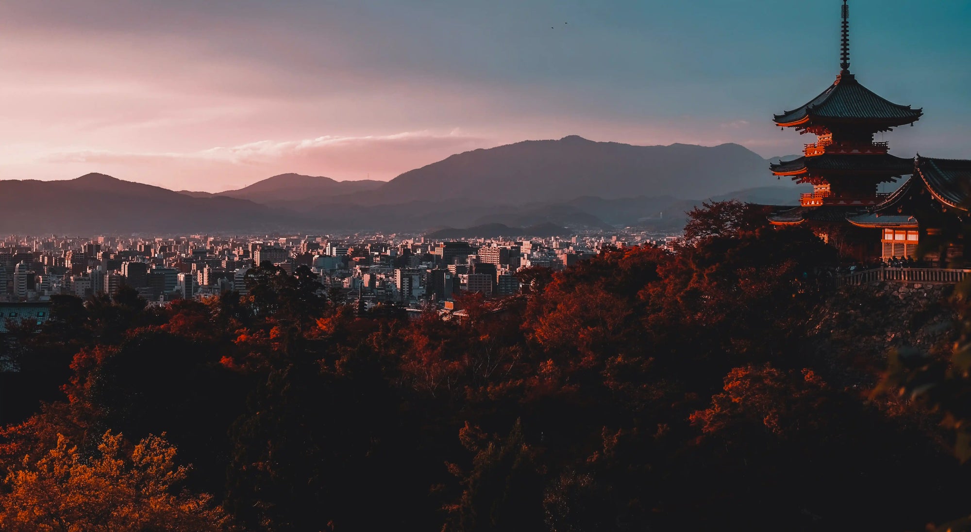 PRIVATE TOUR JEPANG UNTUK TRIP YANG LEBIH NYAMAN DAN PRAKTIS